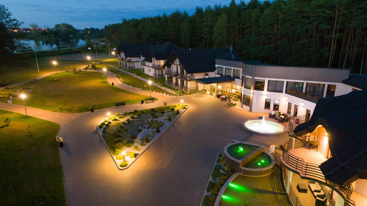 Rezydencja Sosnowa Luxury Hotel Janów Lubelski Exteriör bild