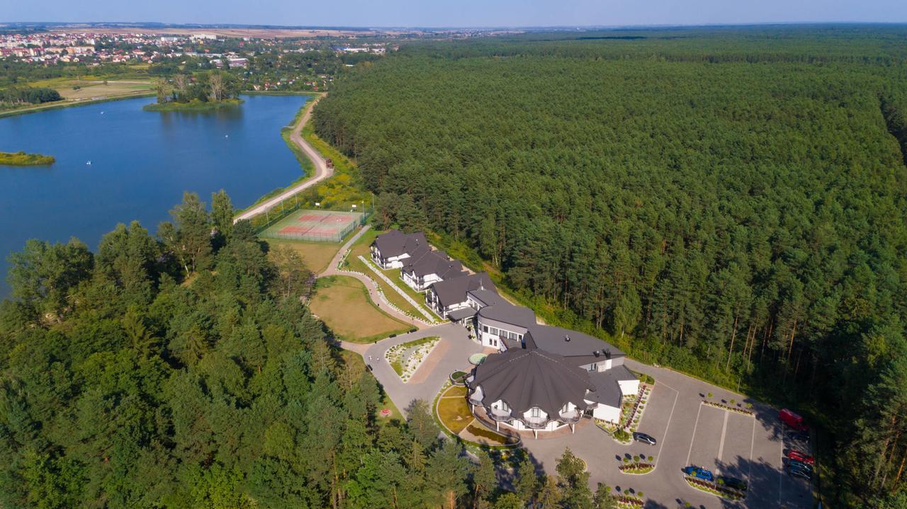 Rezydencja Sosnowa Luxury Hotel Janów Lubelski Exteriör bild